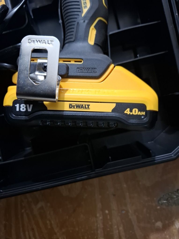 Serra de sabre Dewalt