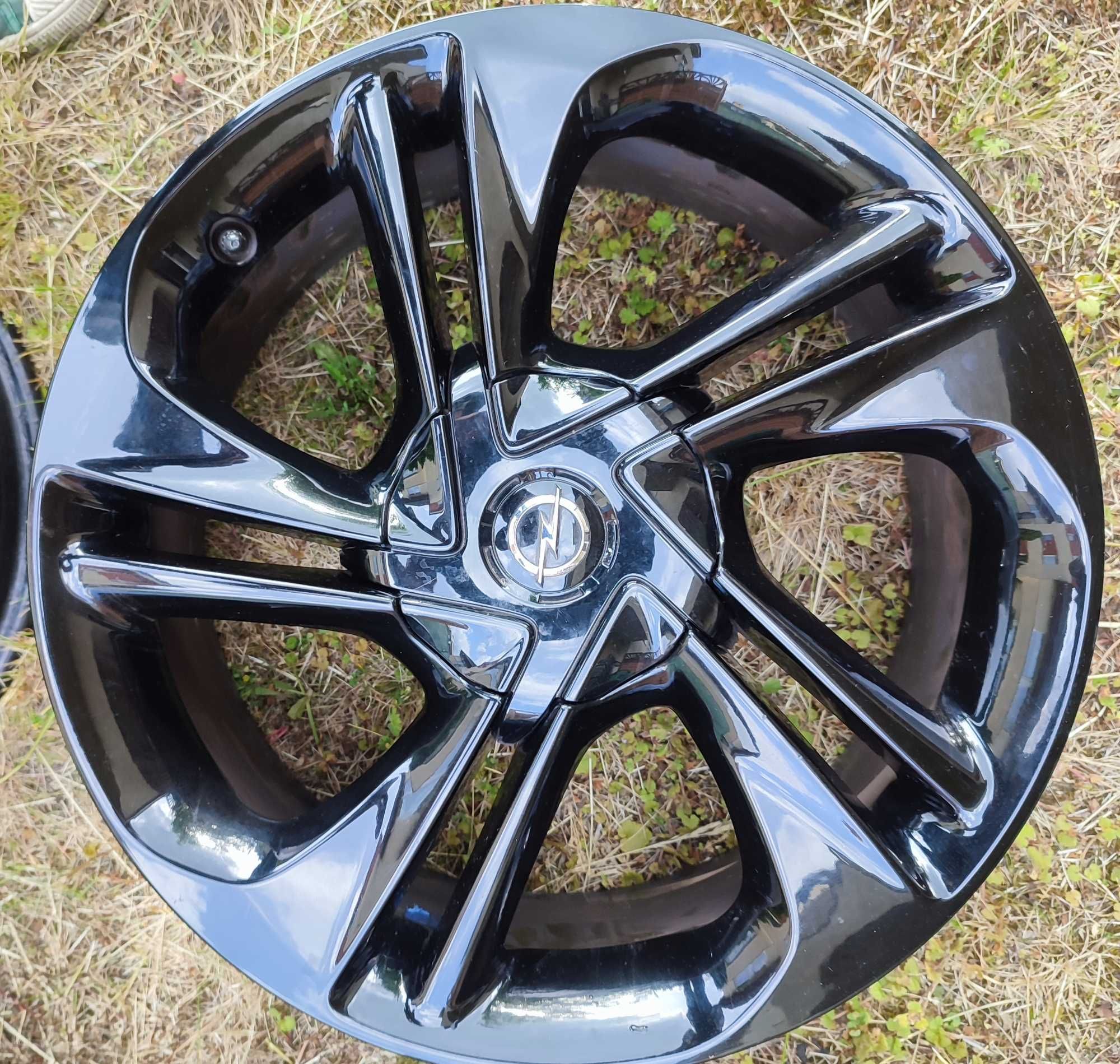 Alufelgi 17 Opel Corsa E OPC i inne 4x100 ET44 PIANO BLACK,PIĘKNY STAN