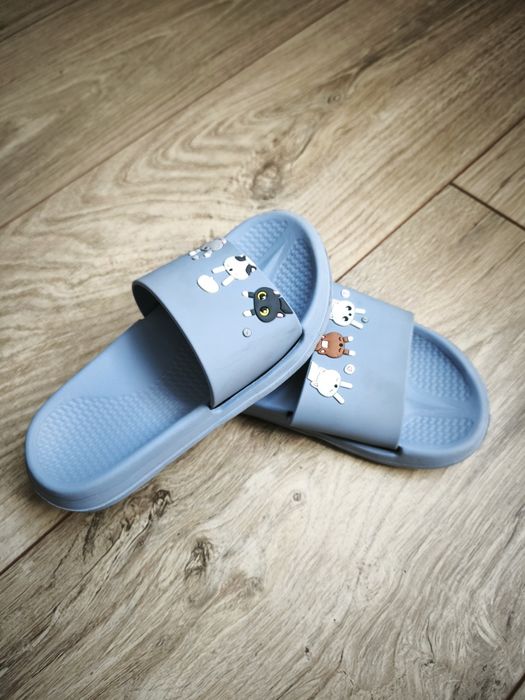 Klapki basenowe/kąpielowe marki Coccodrillo r. 27