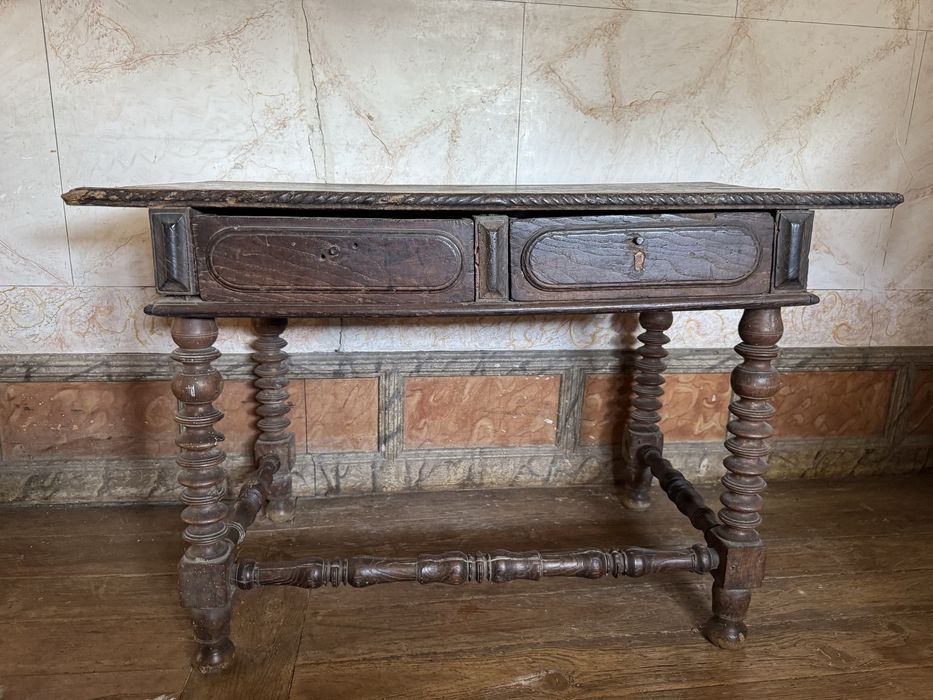 Mesa antiga para restauro