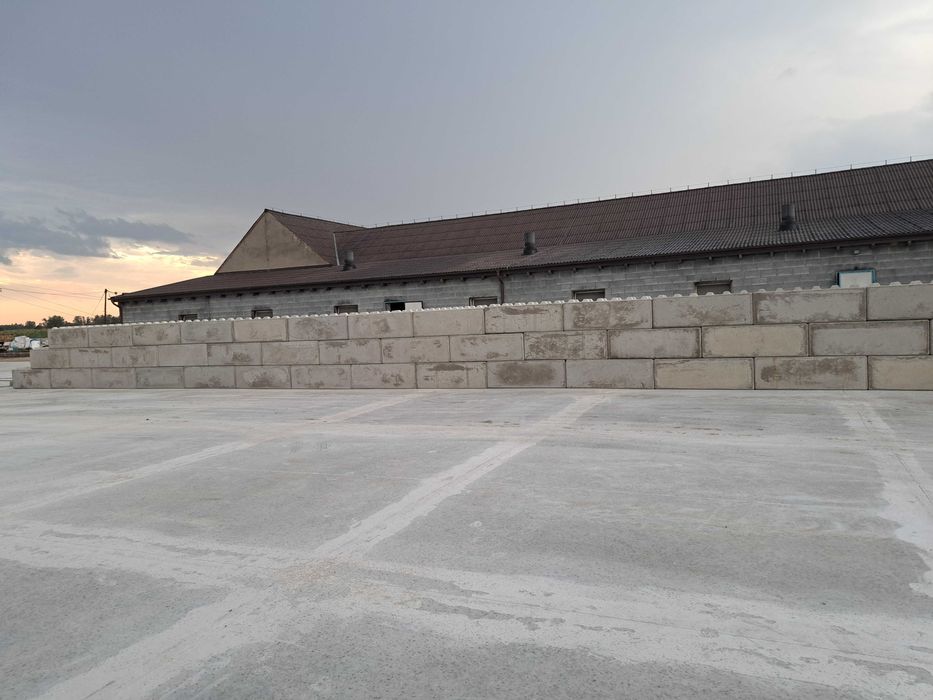 Bloczki betonowe typu LEGO