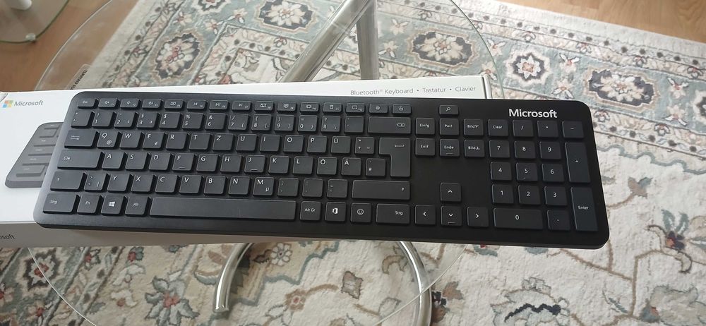 Klawiatura Microsoft Bluetooth QSZ-00006.