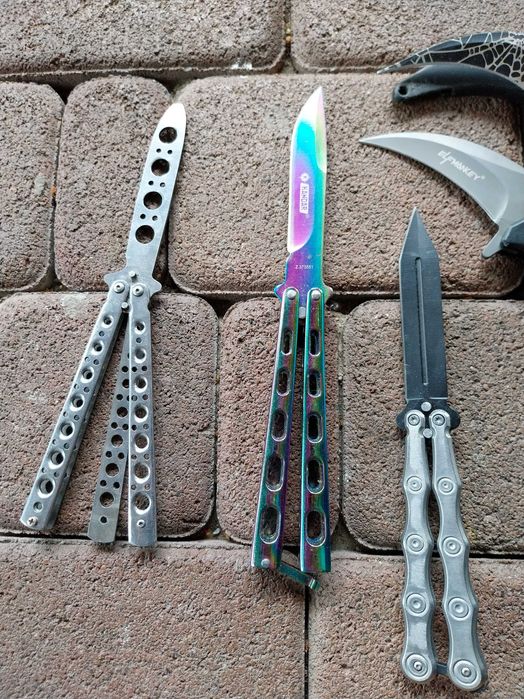 Noze z kolekcji motylkowe i karambit