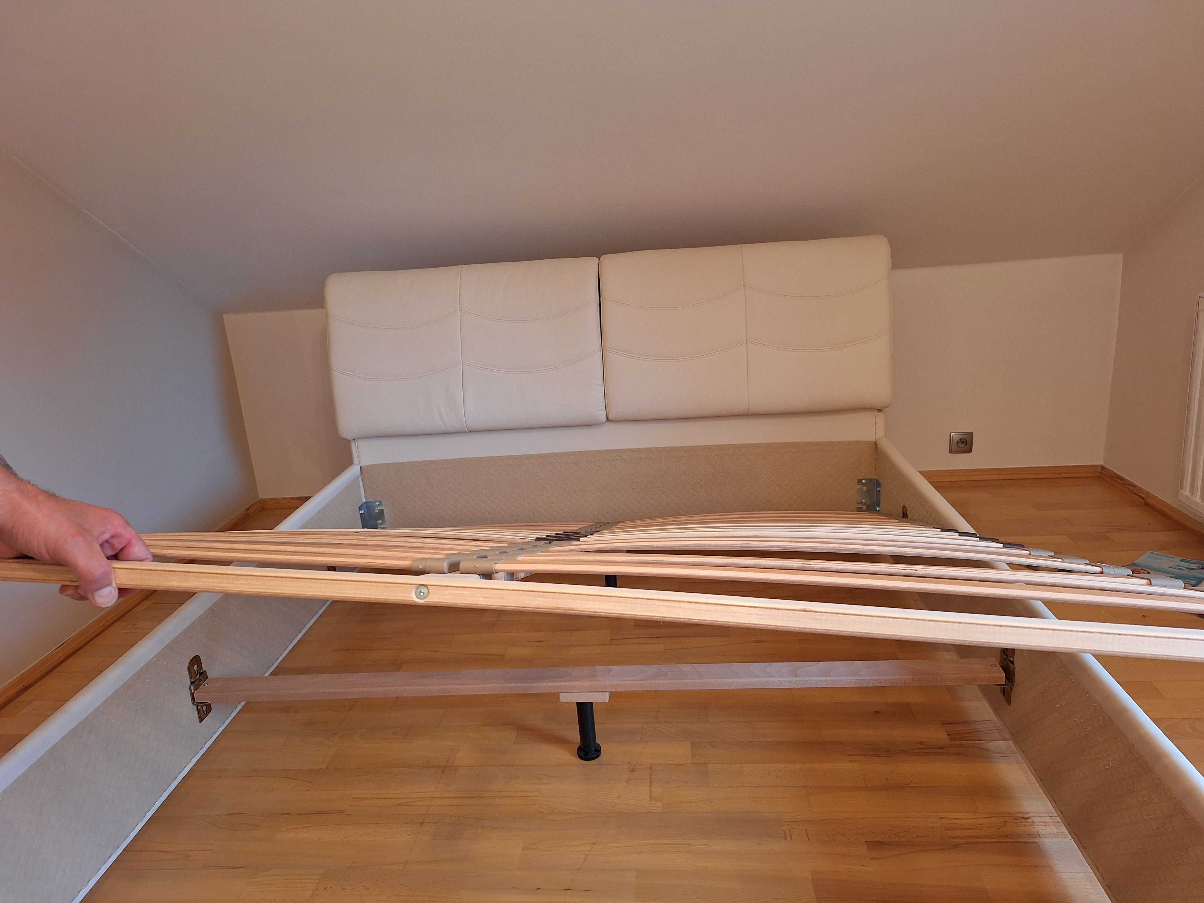 Łóżko Bydgoskie Meble 160x200 +stelaż +materac Foam Royal Med Standard