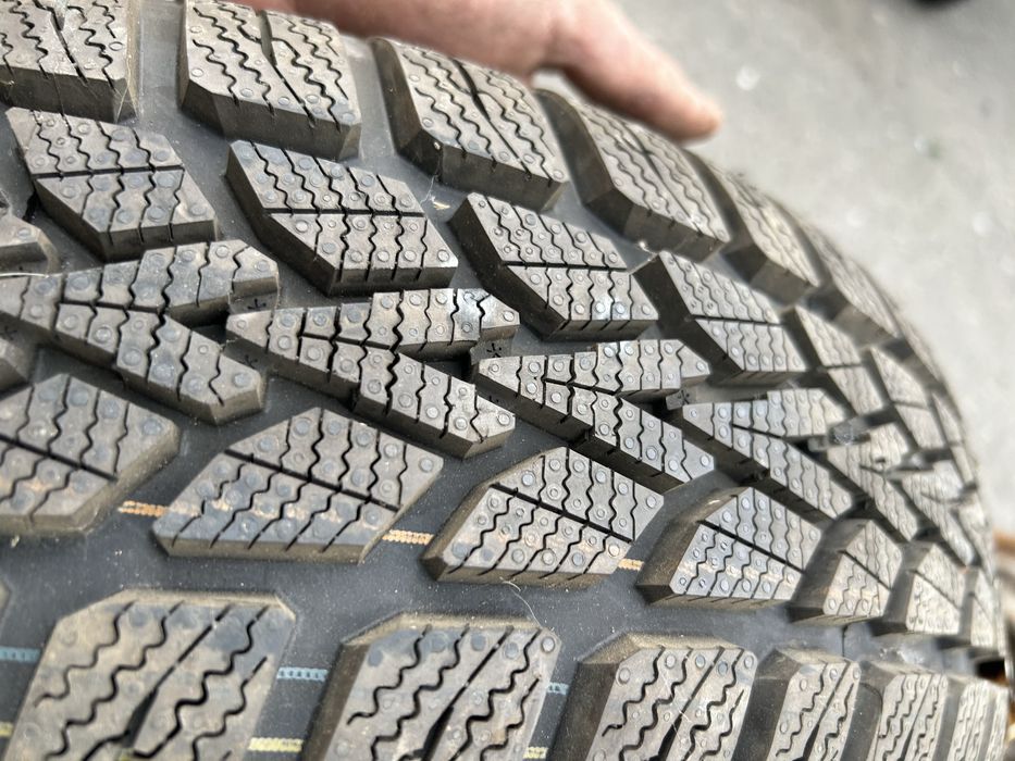 185/65 r15 Dunlop Winter responce 2 MS нова