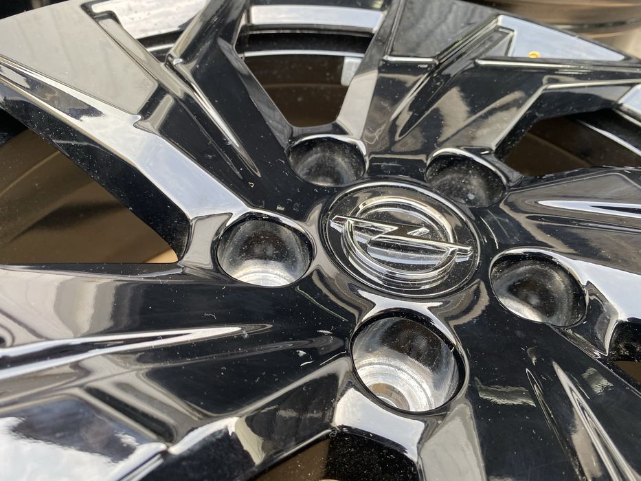 Nowe oryginalne felgi aluminiowe demo 7.5J17 ET44  Opel 5x108/65.1