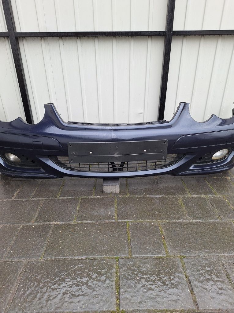 Zderzak przód przedni mercedes w203 coupe 3 drzwi kod C359 rok 06