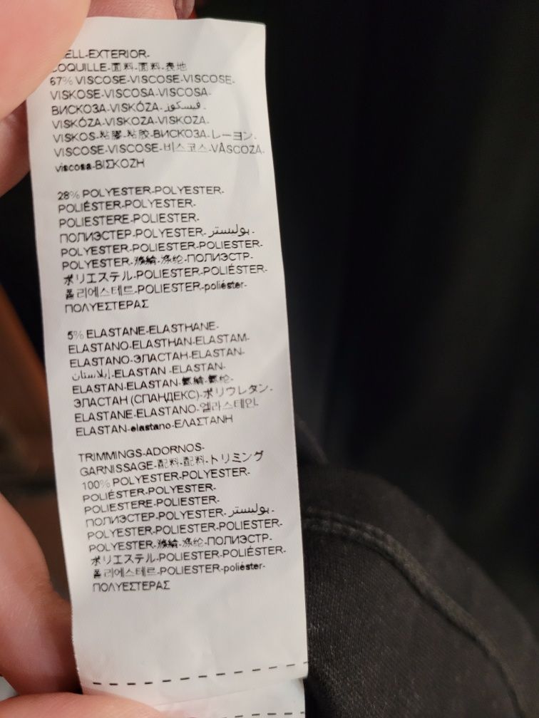 Sukienka Desigual raz noszona