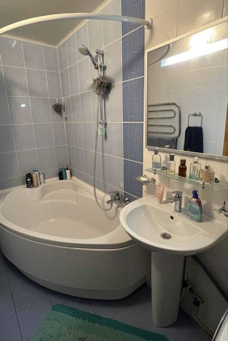 Продам 3х.кв. 5/9 на Алексеевке , ост. Солнечная