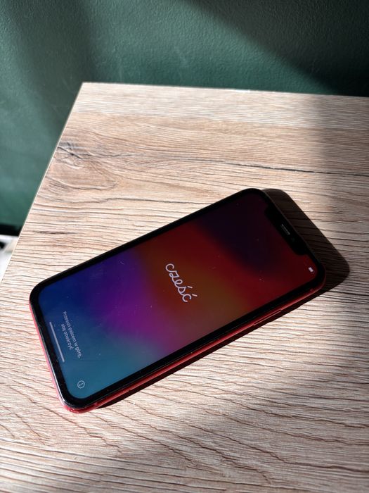 Iphone 11 smartfon czerwony