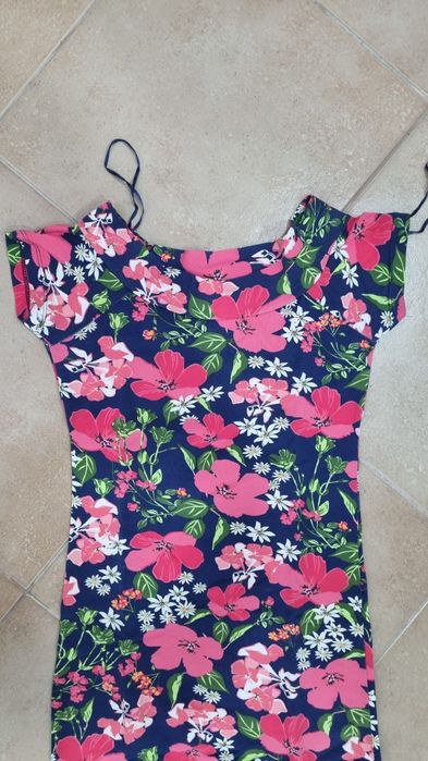 Vestido justo insede tamanho s