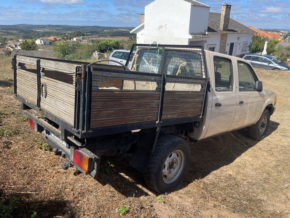 Nissan D21 4x4 Caixa aberta
