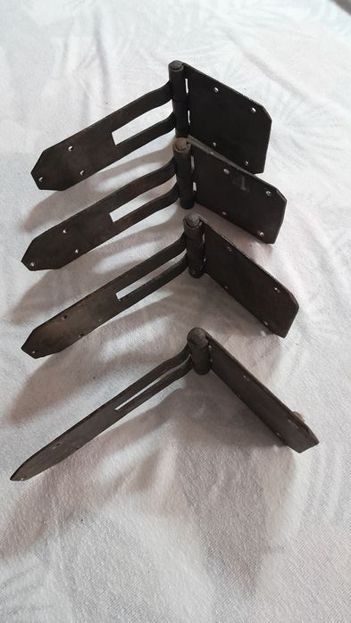 4 dobradiças antigas