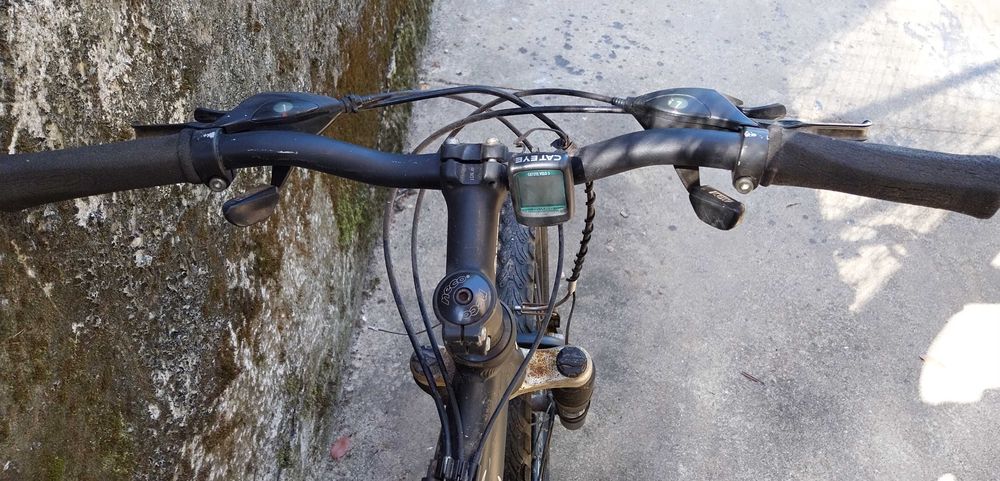 2 Bicicletas (Astro Viper e outra)