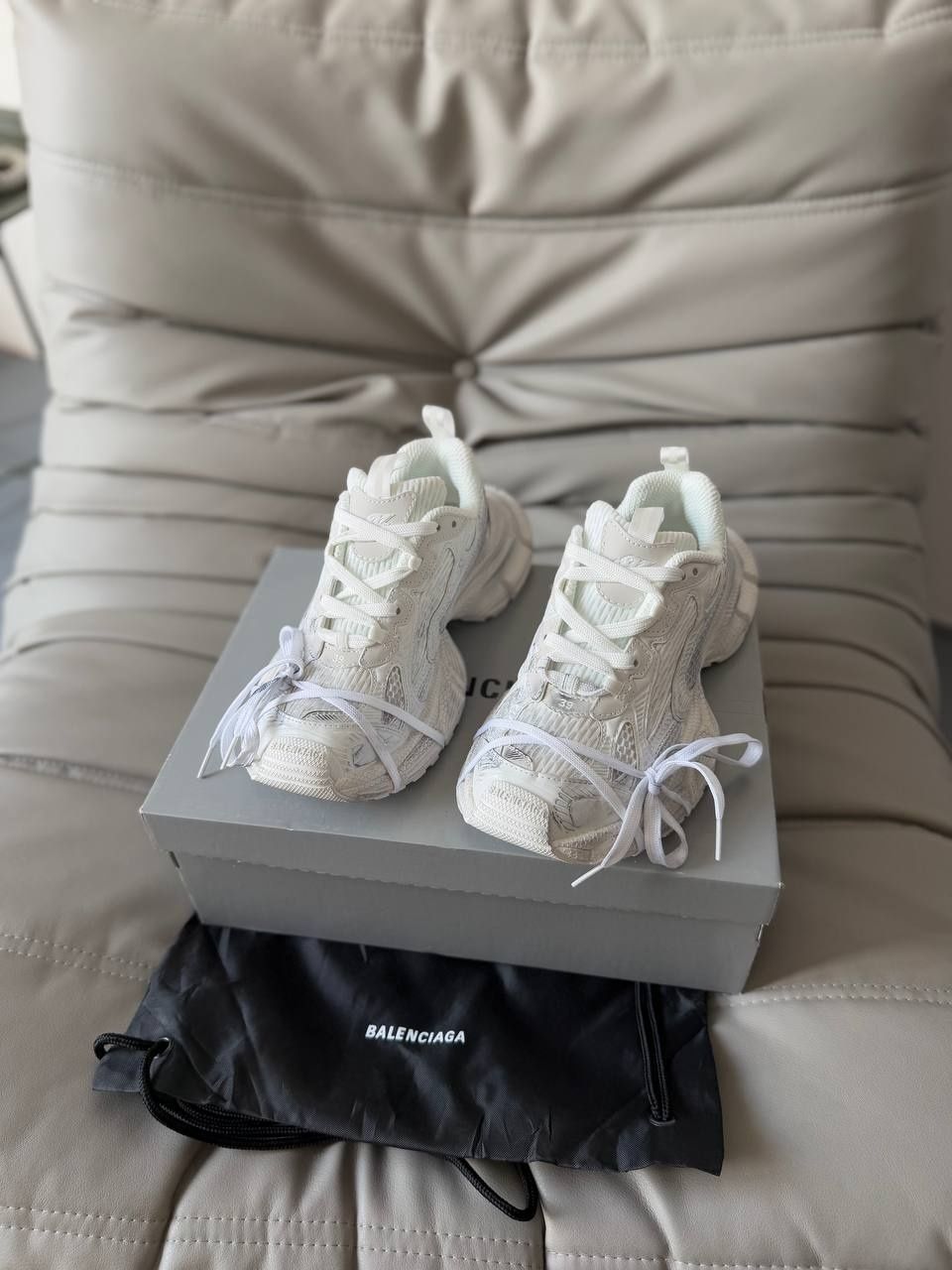 Balenciaga 3XL White