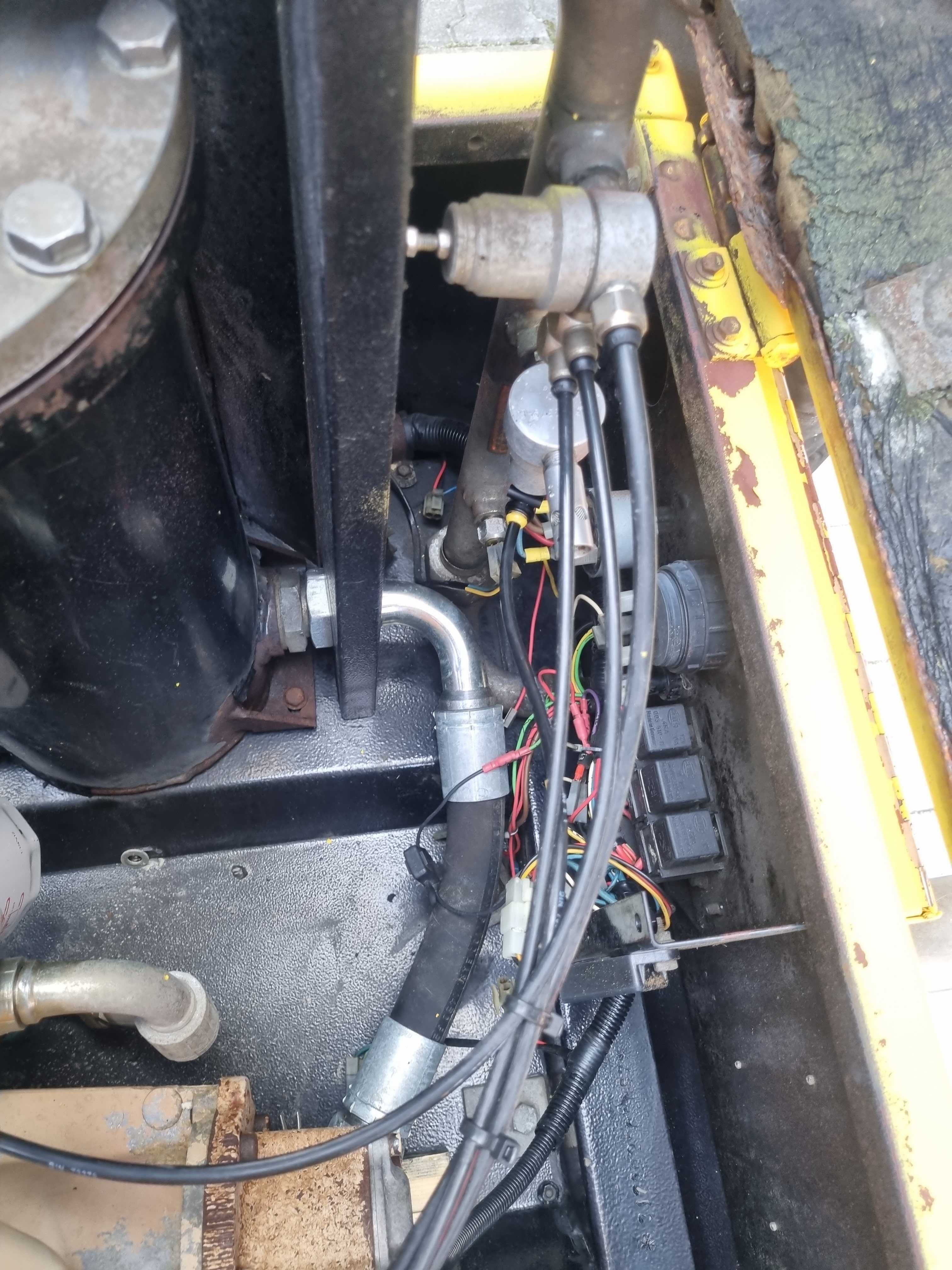 Ingersoll Rand 731 7/31 Dossan BEZ Silnika w całości  lub na części