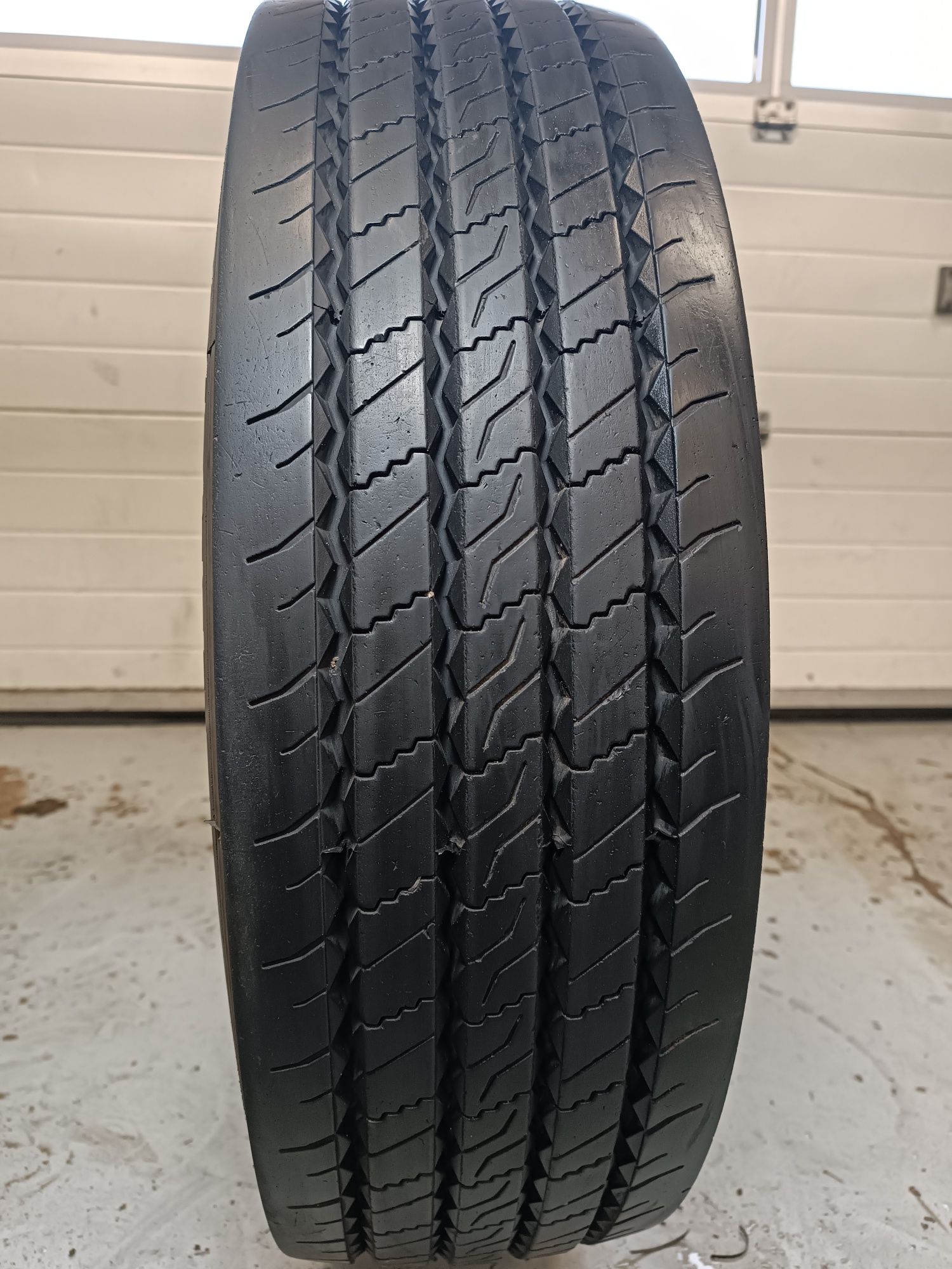 215/75R17.5 Continental Conti Hybrid LS3