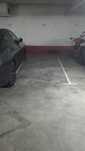 Lugar de estacionamento em garagem para motorizadas