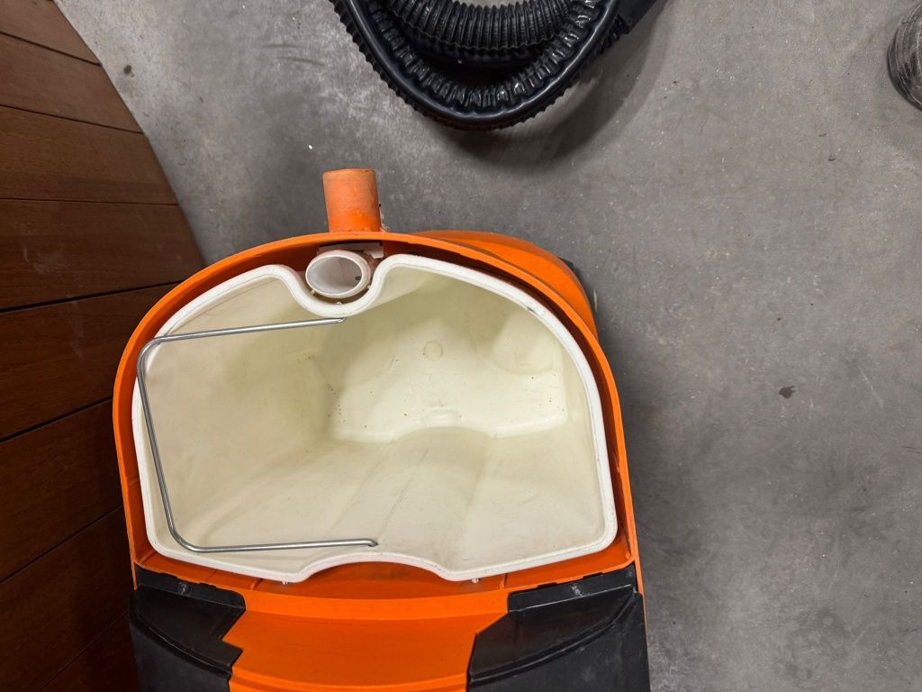Odkurzacz piorący Karcher Puzzi 100