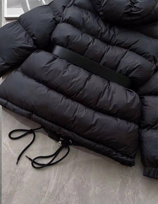 Куртка пуховик Prada жилетка 2 в 1 Прада