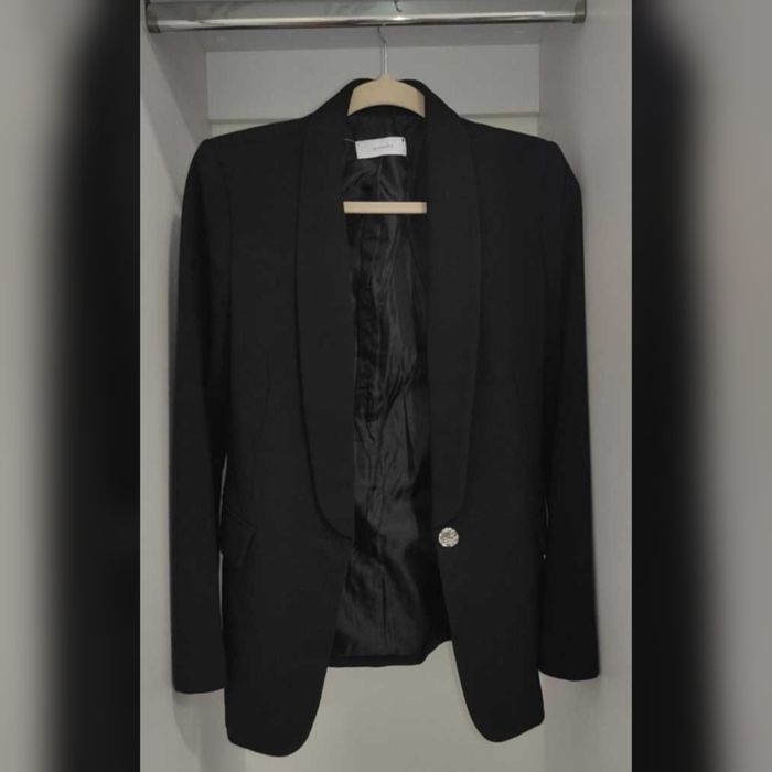 Продам чорний жакет XS