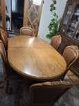 Vende mesa com 6 cadeiras