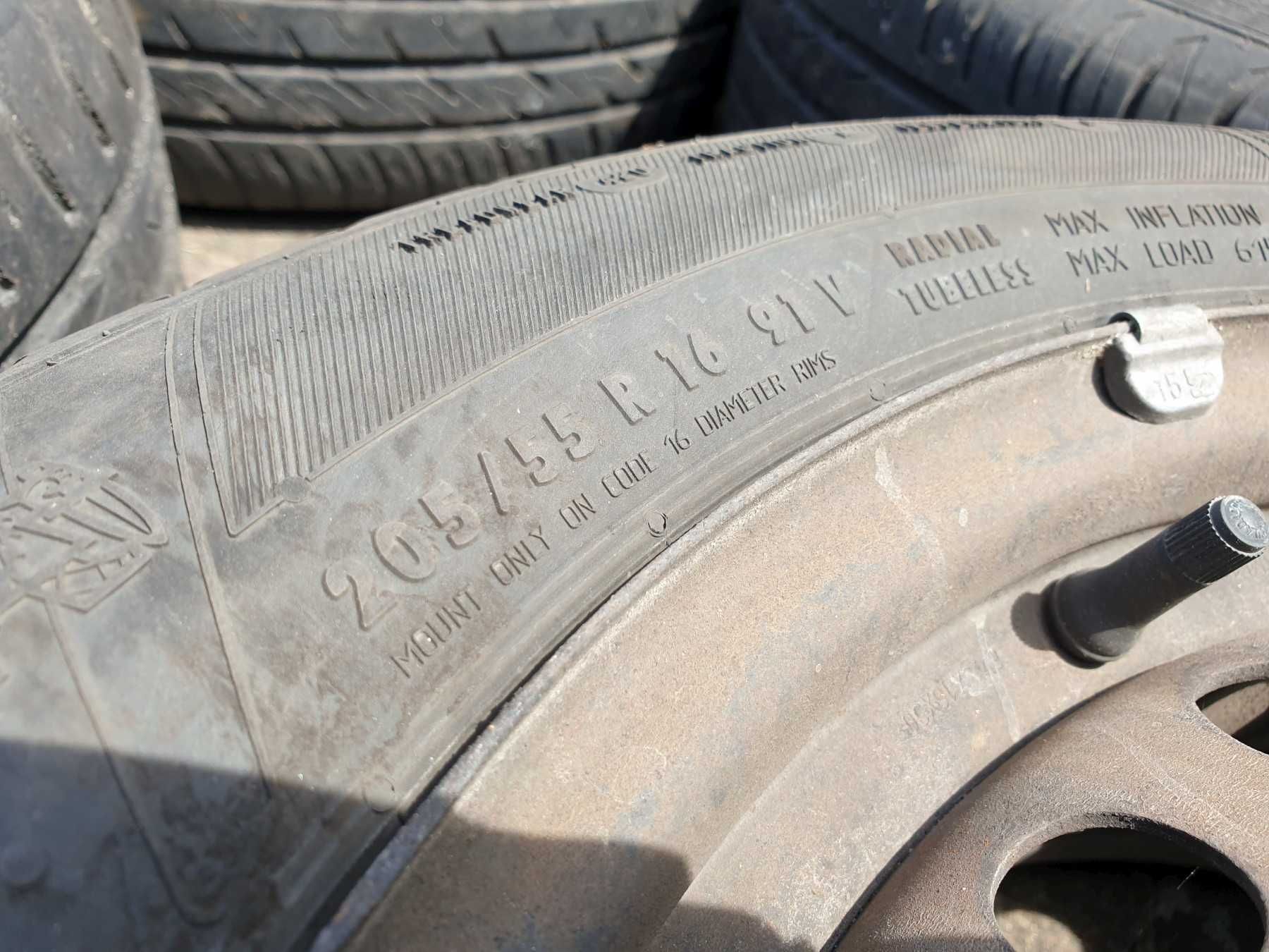 Opony letnie  205/55 r16 stan DST CZTERY SZTUKI całe koła felgi Ford