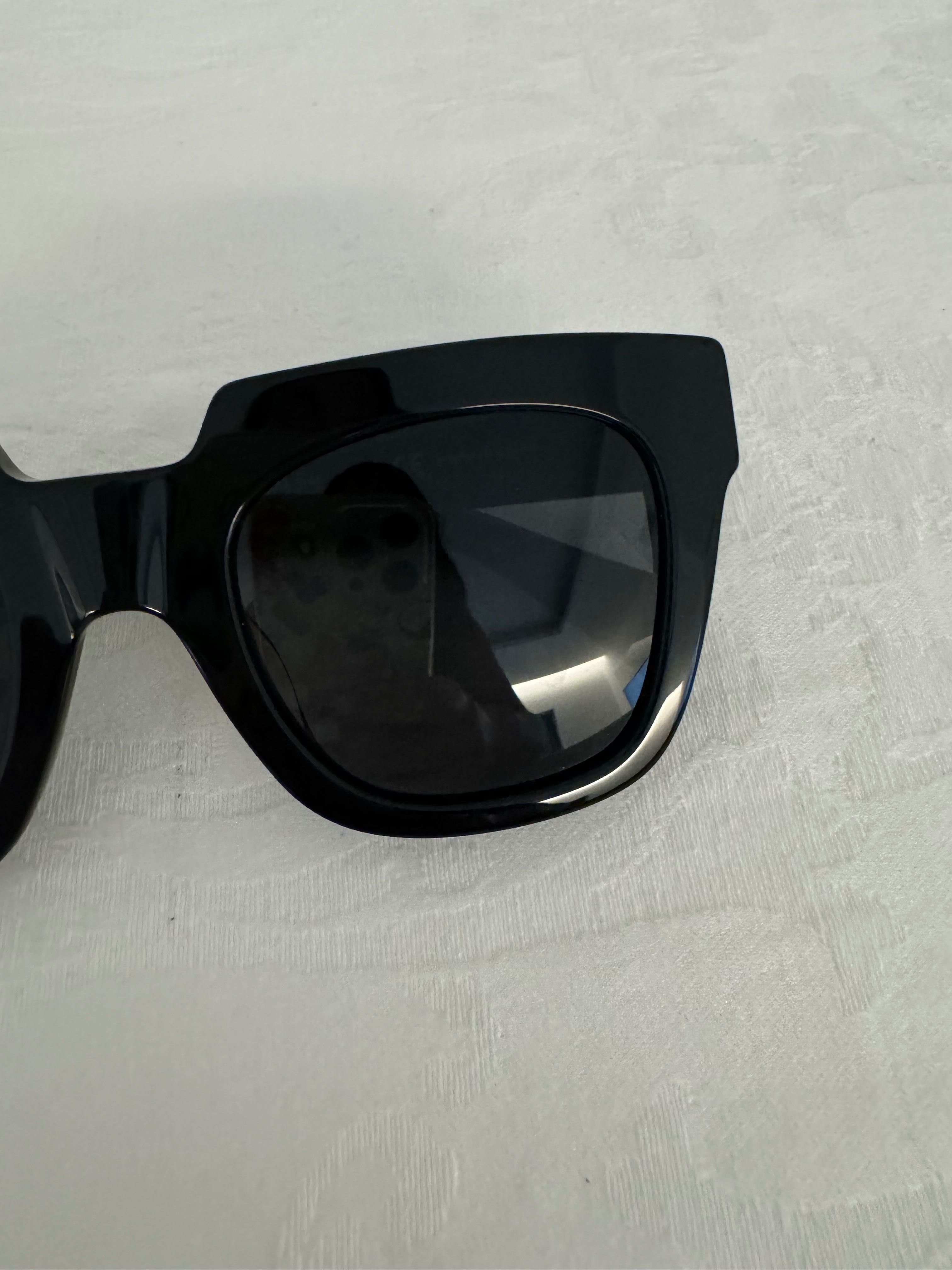 Óculos de sol - Marca Hawkers
