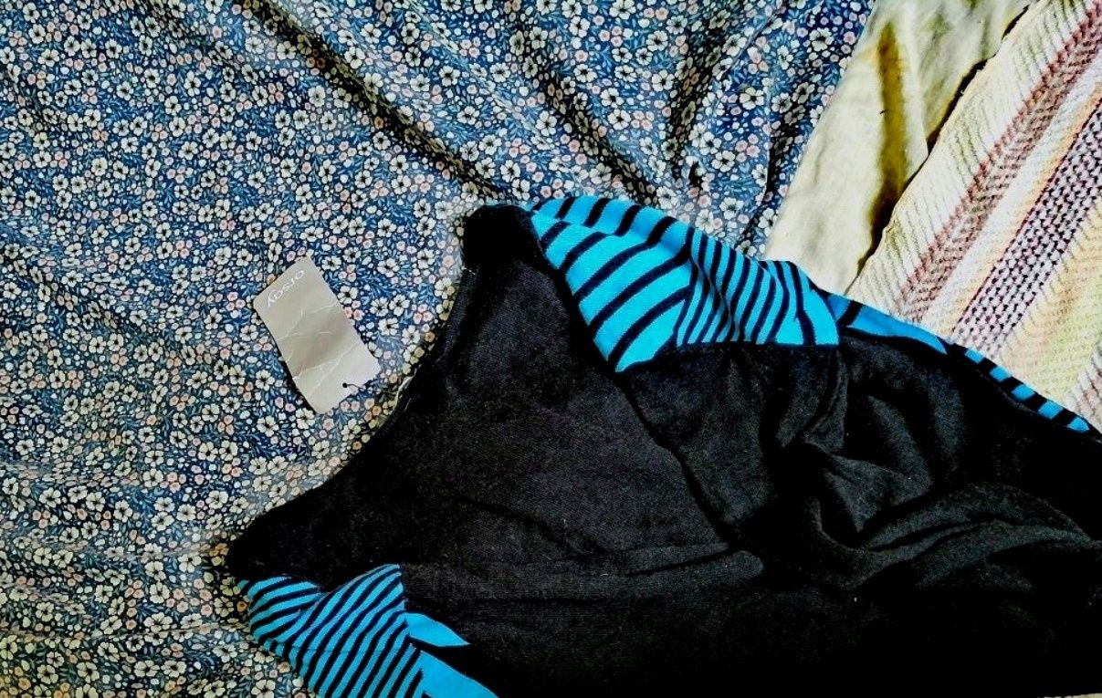 Sweter Sweterek W paski pasy ORSAY Nowy z metką XS, S