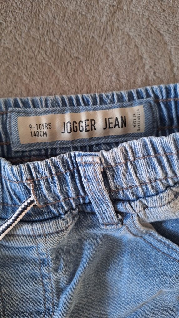 Jeans jogger  rozm 140