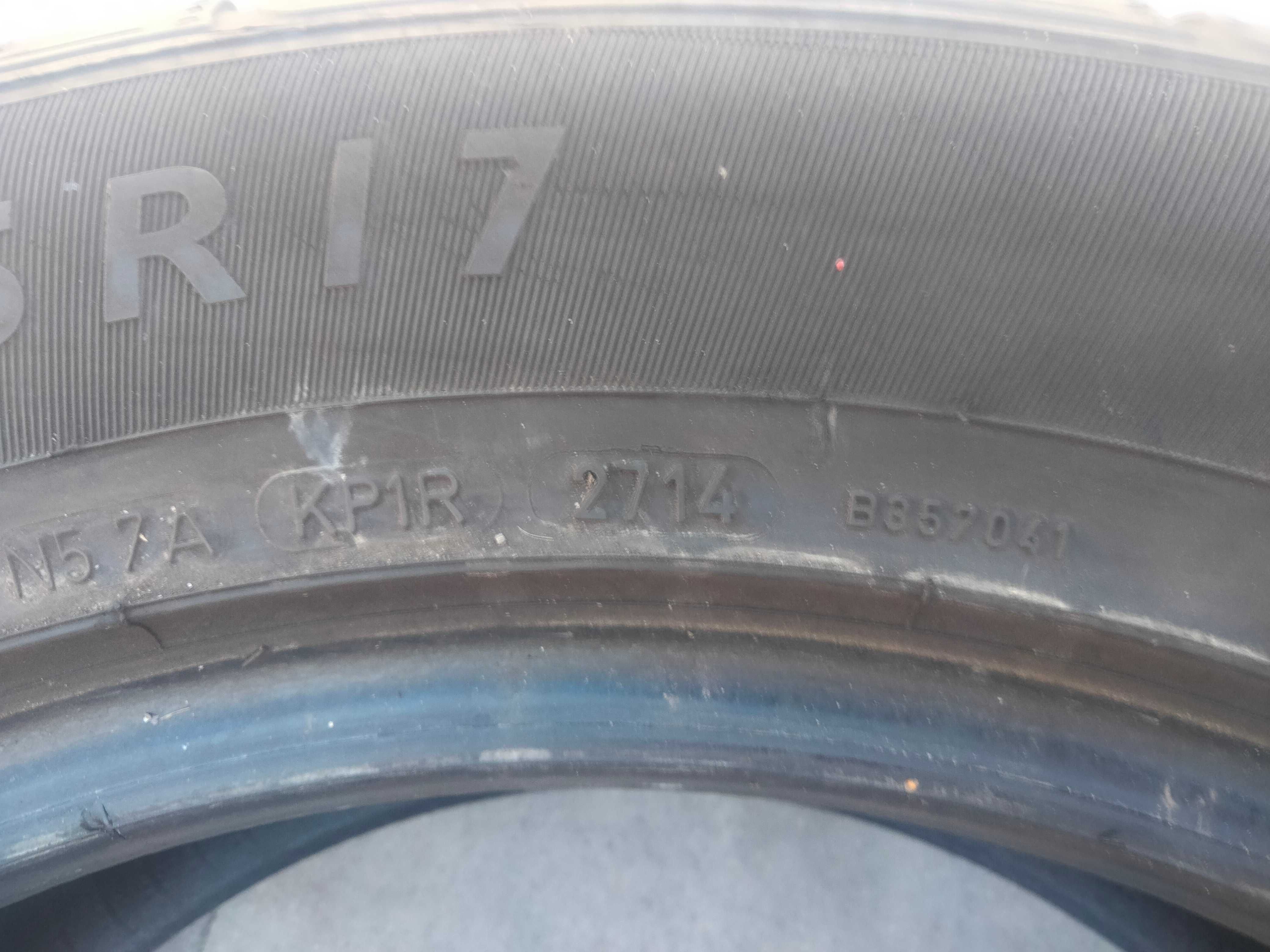 1 szt. 235/55R17 OPONA LETNIA Dunlop SP Sport 01 99V