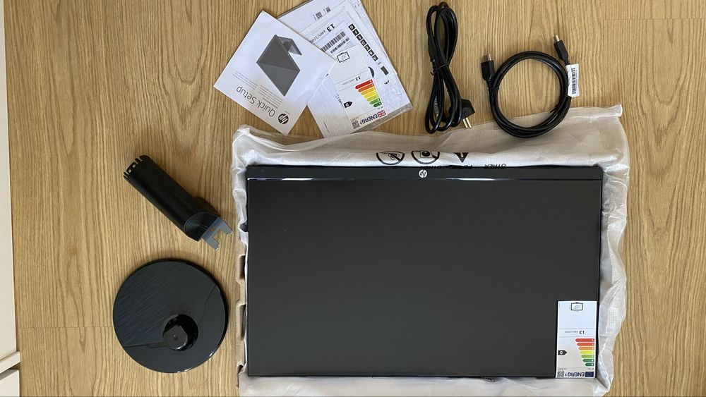 Screen Monitor HP V24e FHD