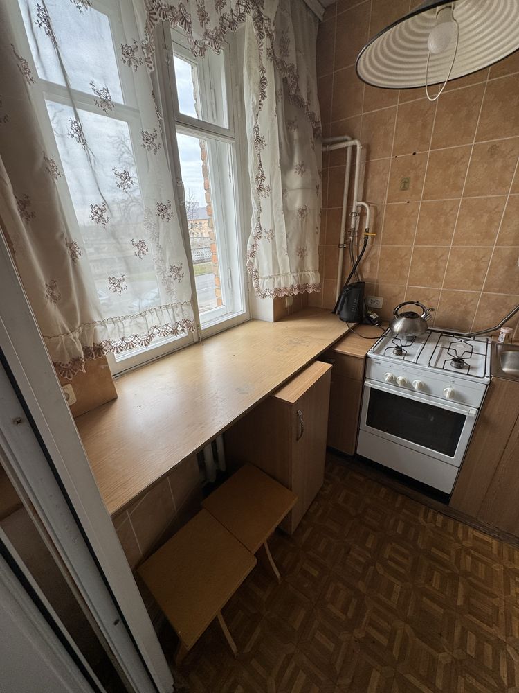 Продаж 2-х кімн. по вул. Надпільна (Б.Вишнивецького/Надпільна)