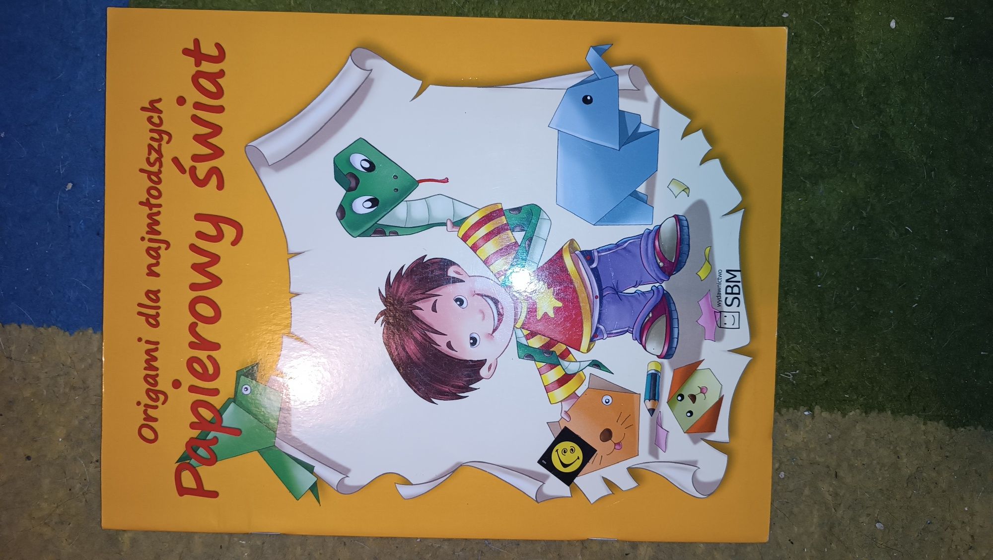 Książka "origami dla najmłodszych papierowych świat"