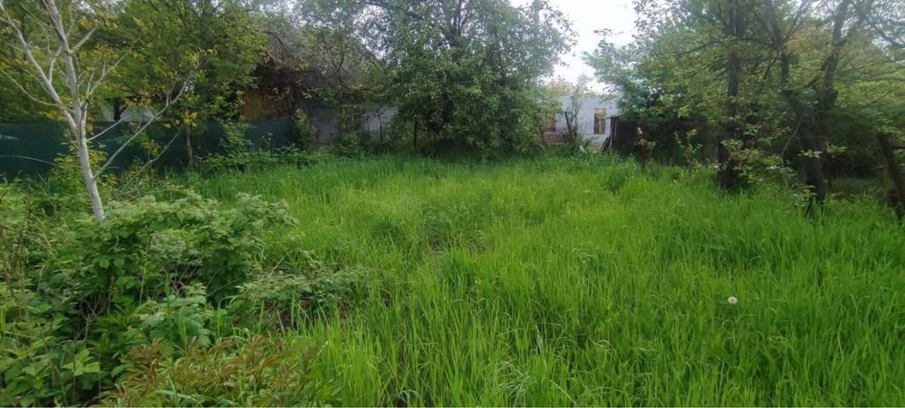 Продається дача в місті