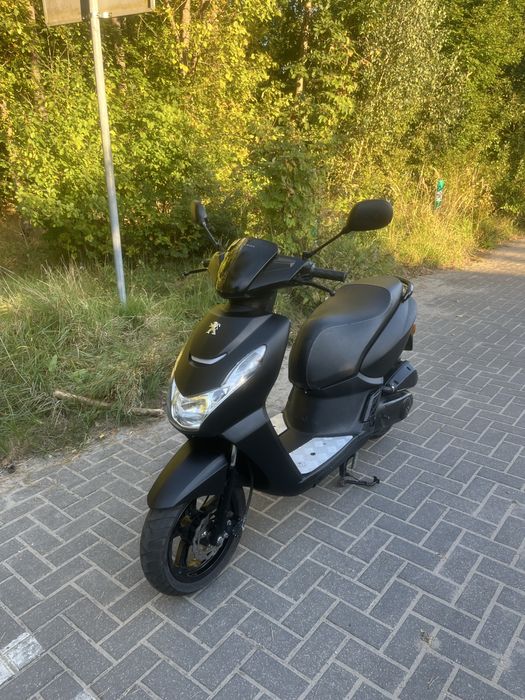 Peugeot kisbee 50 4t wtrysk black edition jak nowy led zarejestrowany