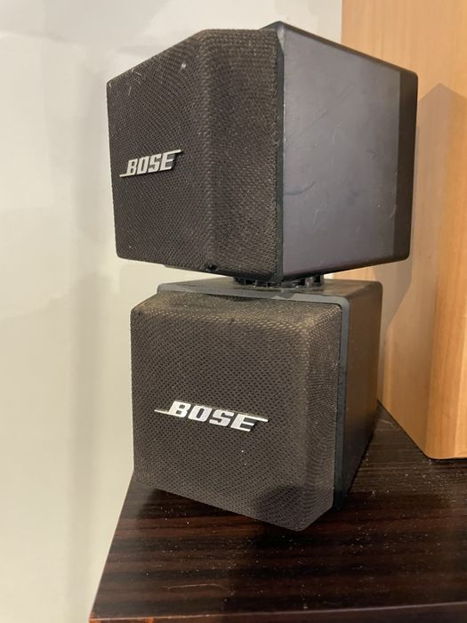 Colunas Bose 4 cubos mais subwoofer