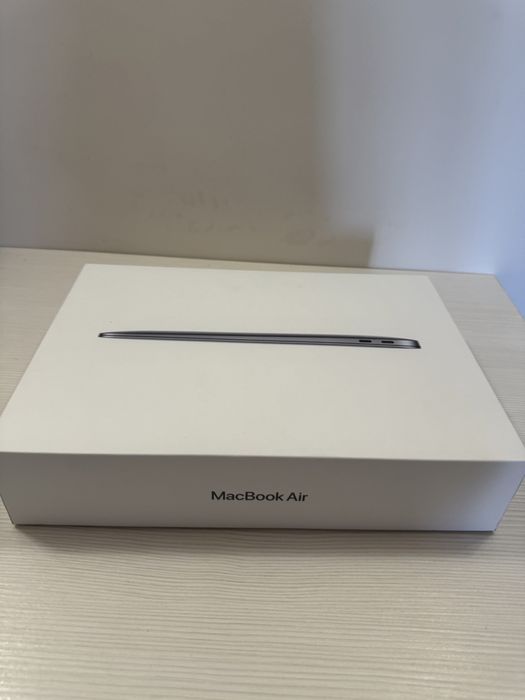 Новий Ноутбук Apple New MacBook Air M1 13.3'' 256Gb MGN63 Space Grey