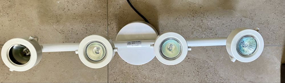 Lampa sufitowa halogenowa