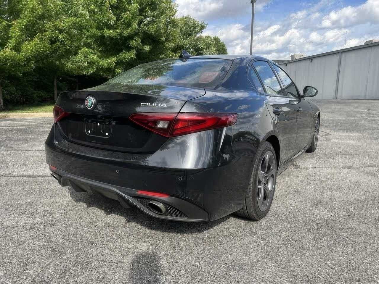 Alfa Romeo	GIULIA		 	2017
