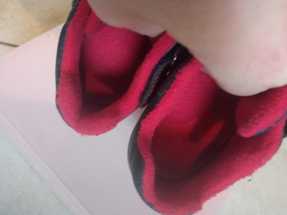 Buty wiosenne jesienne Lasocki r.22