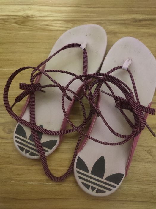 Фирменные босоножки, шлепки, Adidas, летняя обувь