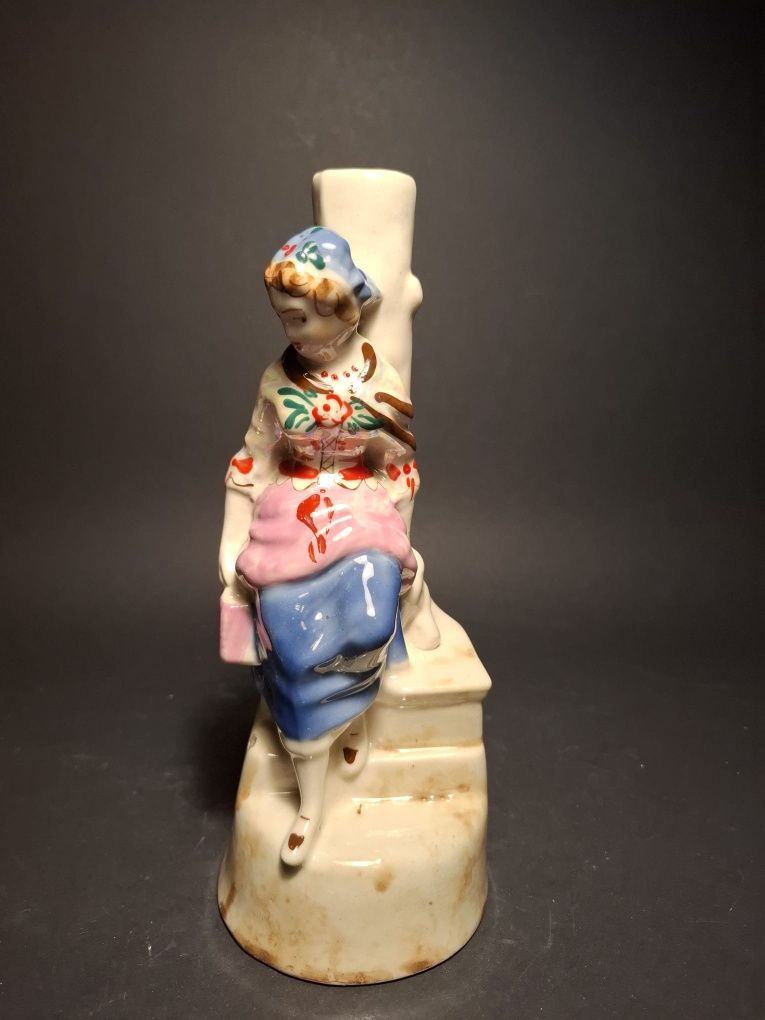 Porcelanowa figurka prl