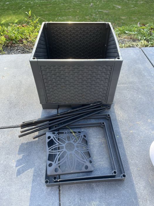 Doniczka na pomidory