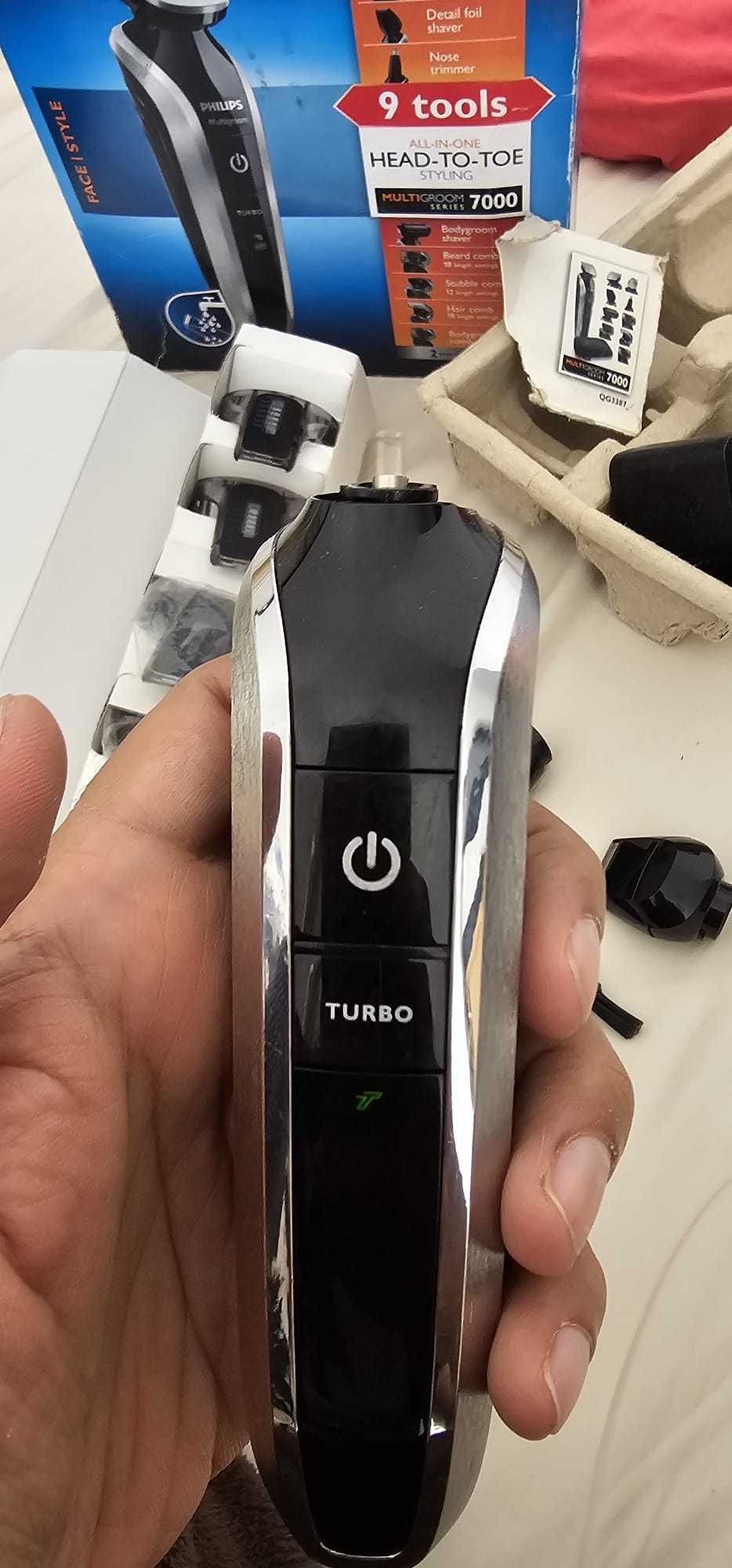 Maszynka trymer Philips Multigroom series 7000 QG3387