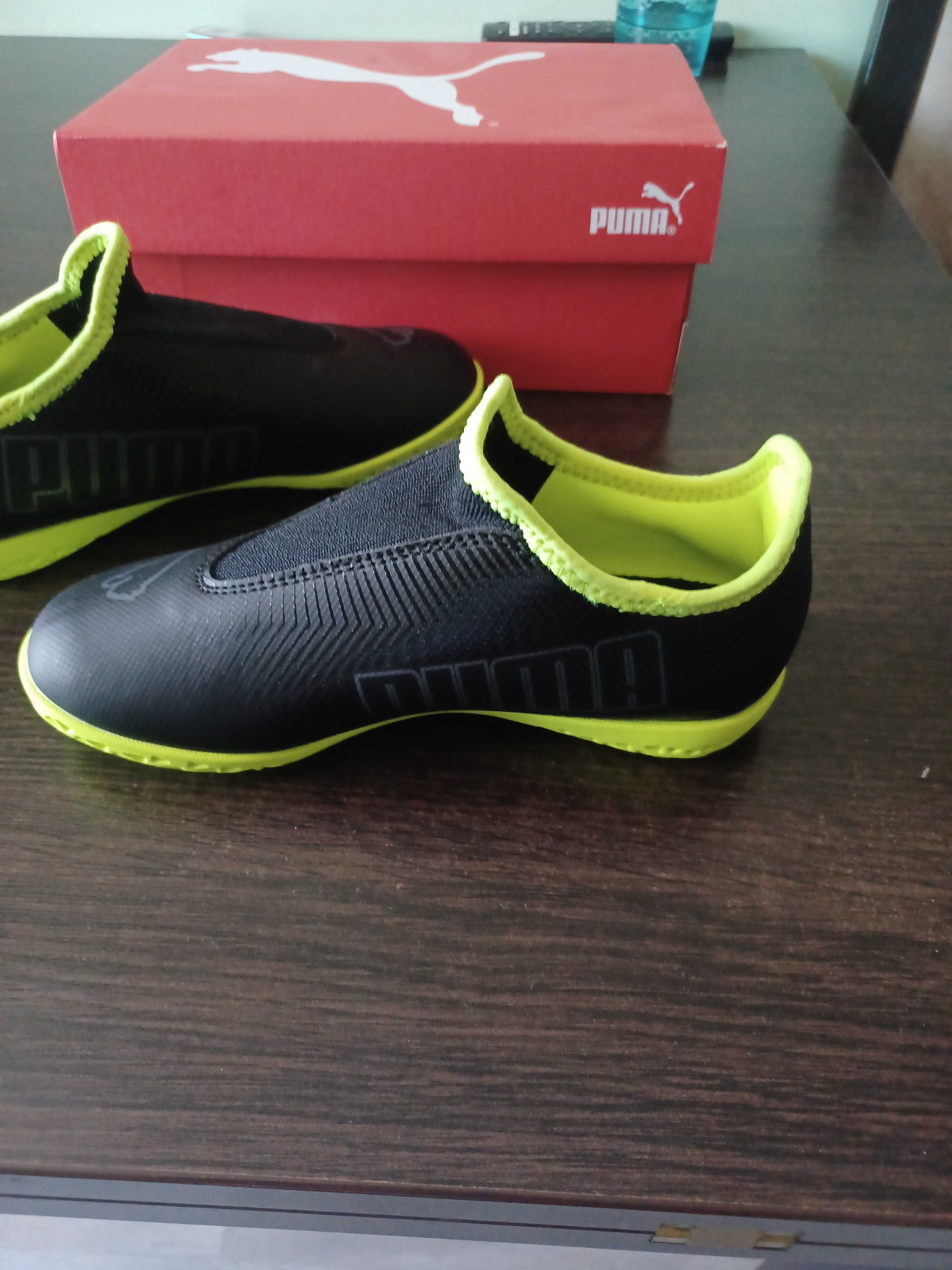 Buty halówki rozmiar 32 cena 100zł.
