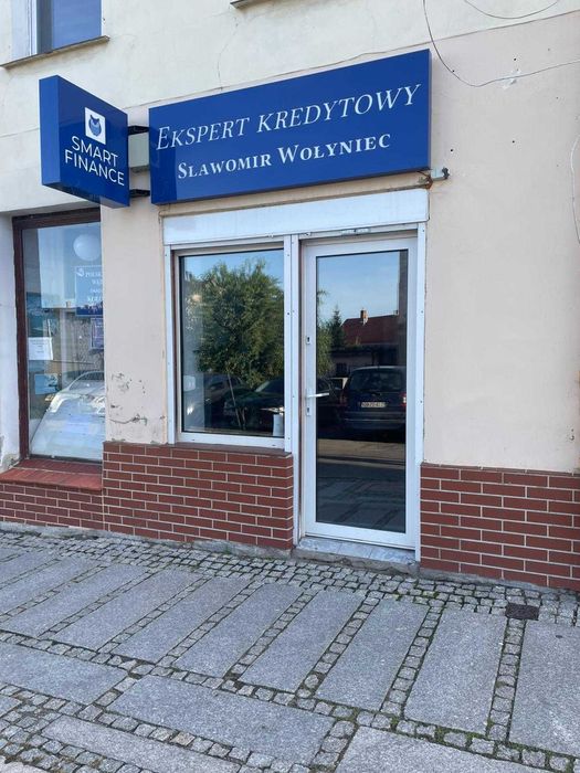 Wynajmę lokal w bardzo dobrej lokalizacji  pl. wolności 9