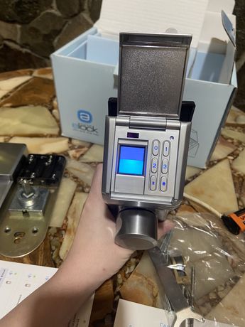 Электронный биометрический кодовый замок, сканер пальца