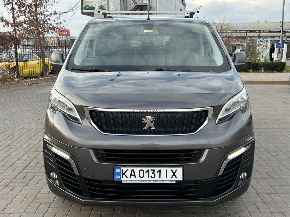 Peugeot Traveller 2020 Official