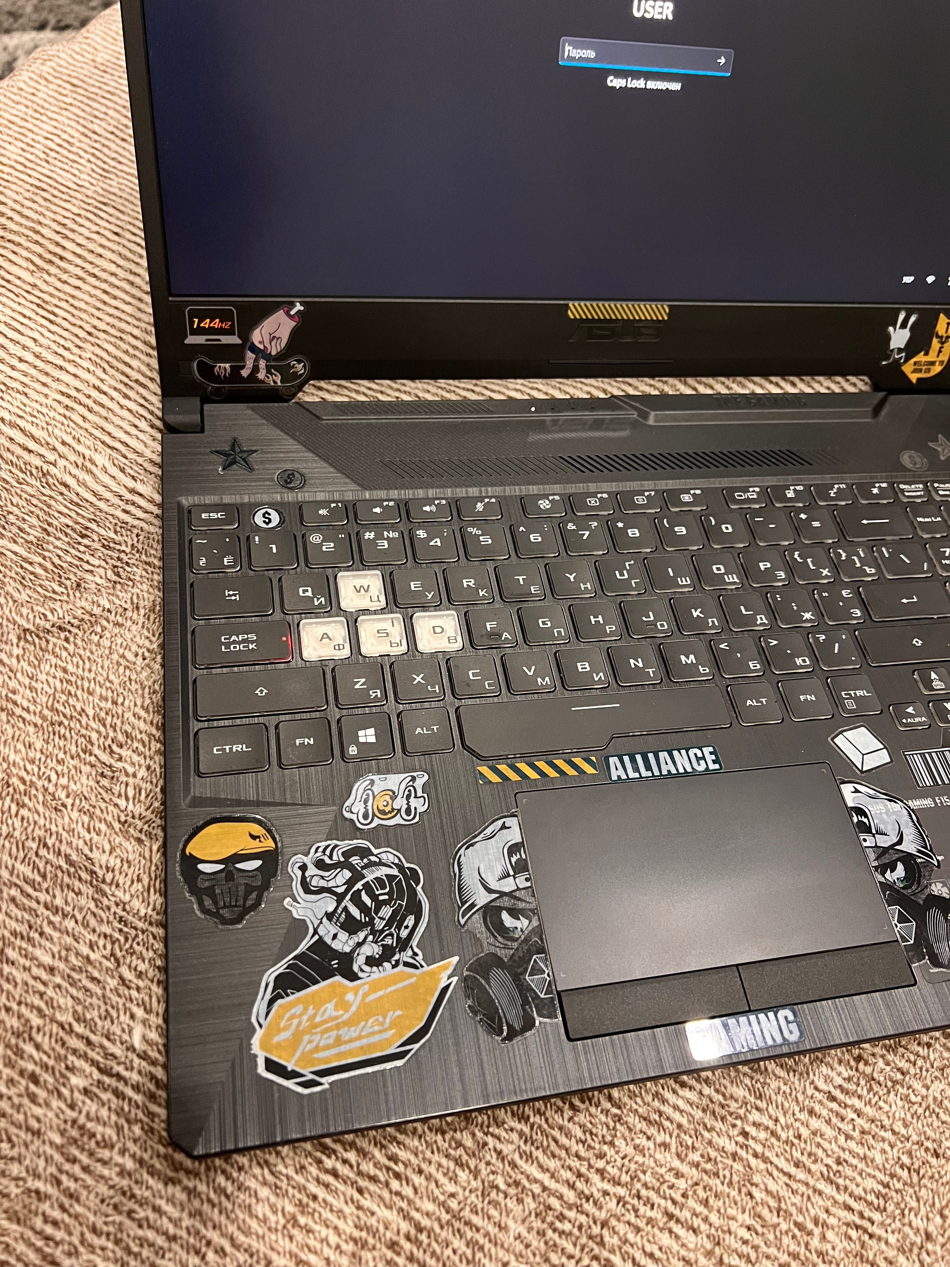 Ігровий ноутбук ASUS TUF F15 FX506LI-HN012, 1650Ti, i5 10300H, 8GB RAM